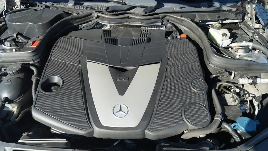 MERCEDES-BENZ C Klasa -