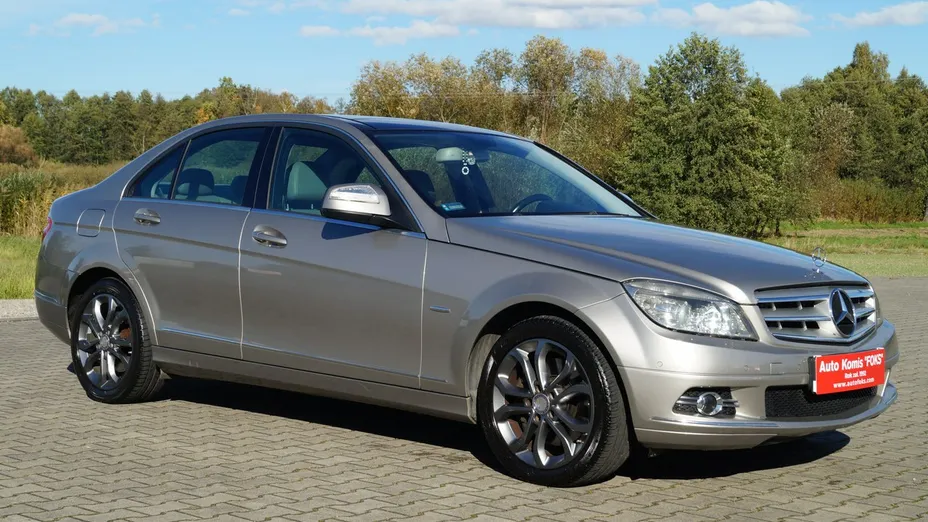 MERCEDES-BENZ C Klasa -