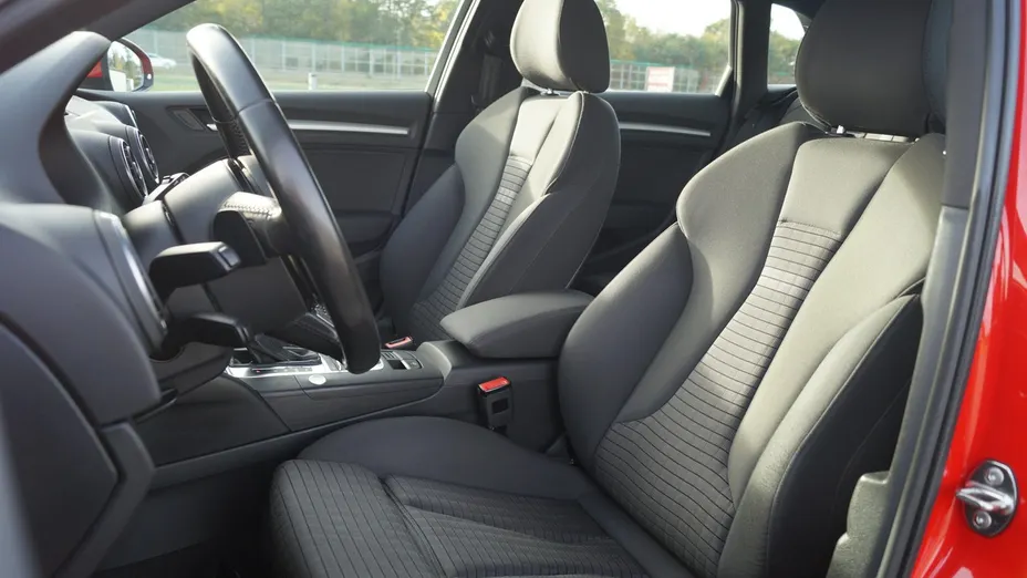 AUDI A3 -