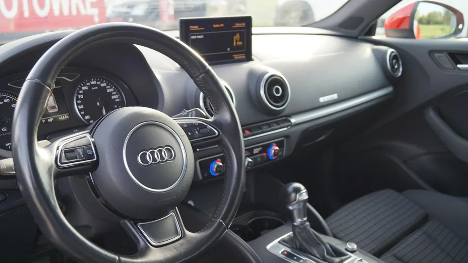 AUDI A3 -