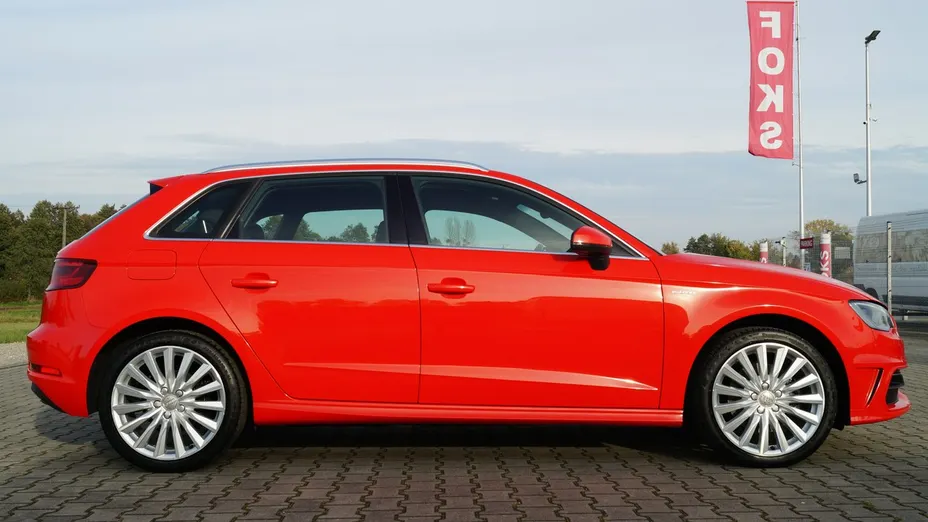 AUDI A3 -