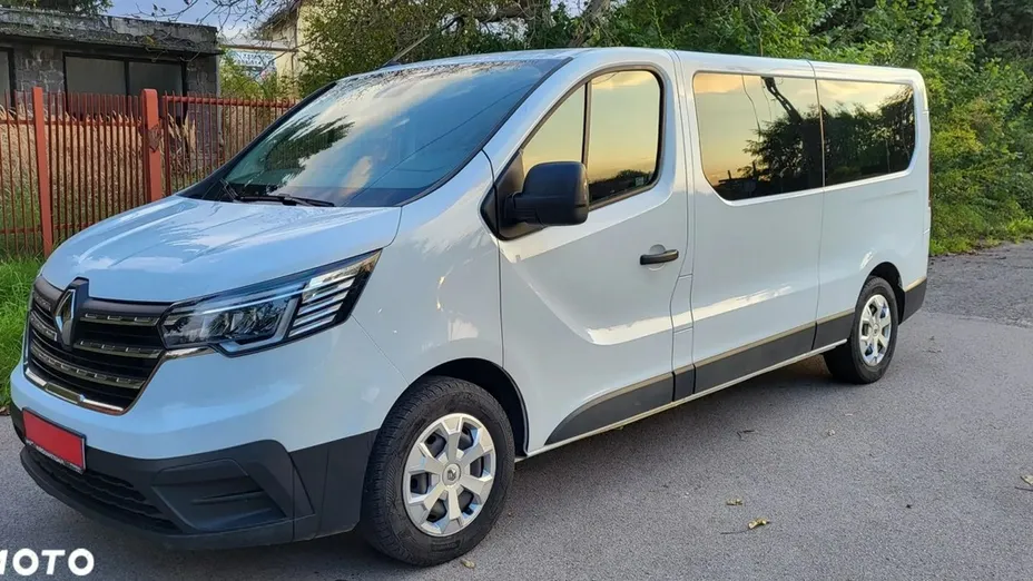 RENAULT Trafic -