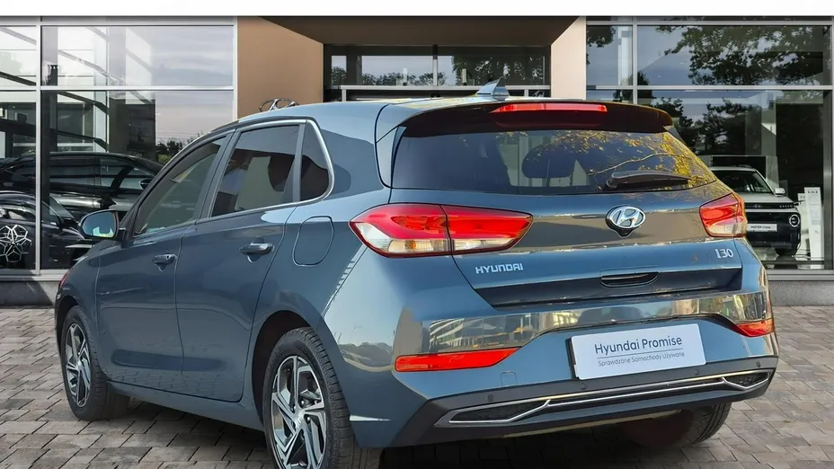 HYUNDAI i30 -