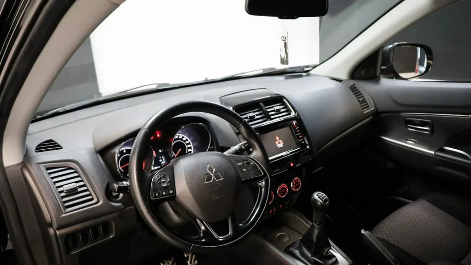MITSUBISHI ASX -