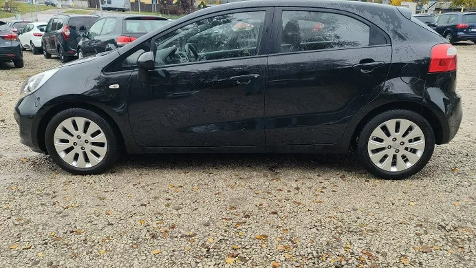 KIA Rio -