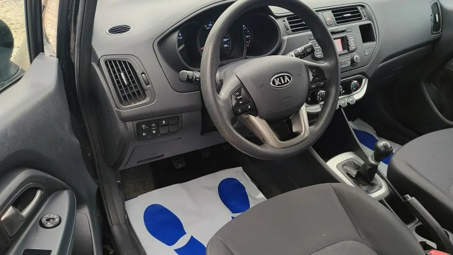 KIA Rio -