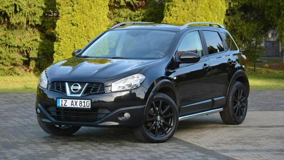 NISSAN Qashqai -