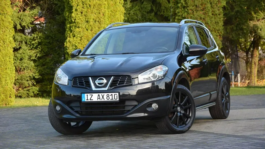 NISSAN Qashqai -