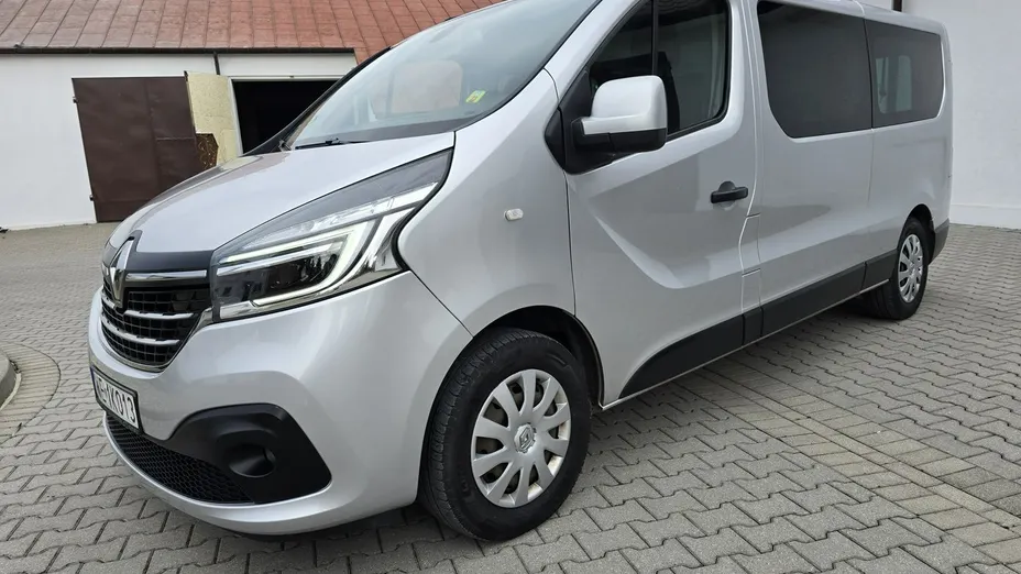 RENAULT Trafic -