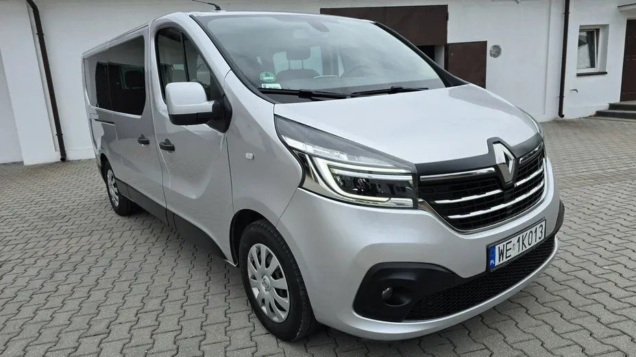 RENAULT Trafic -