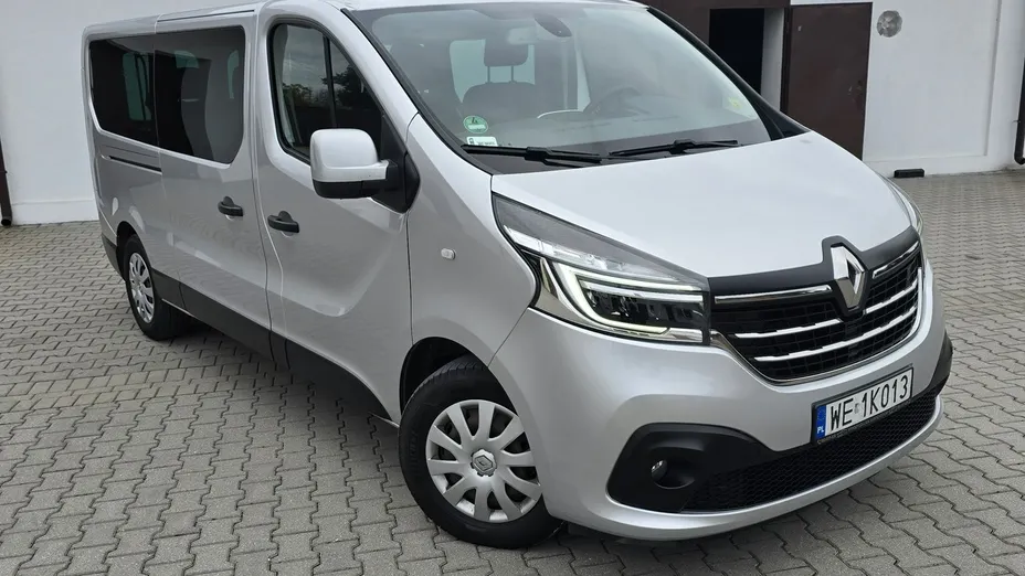 RENAULT Trafic -