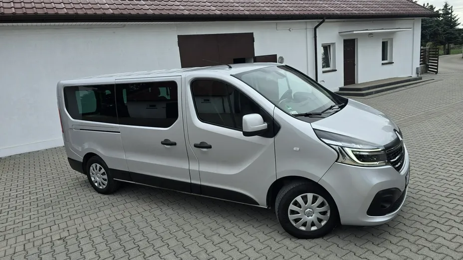 RENAULT Trafic -