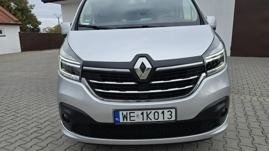 RENAULT Trafic -