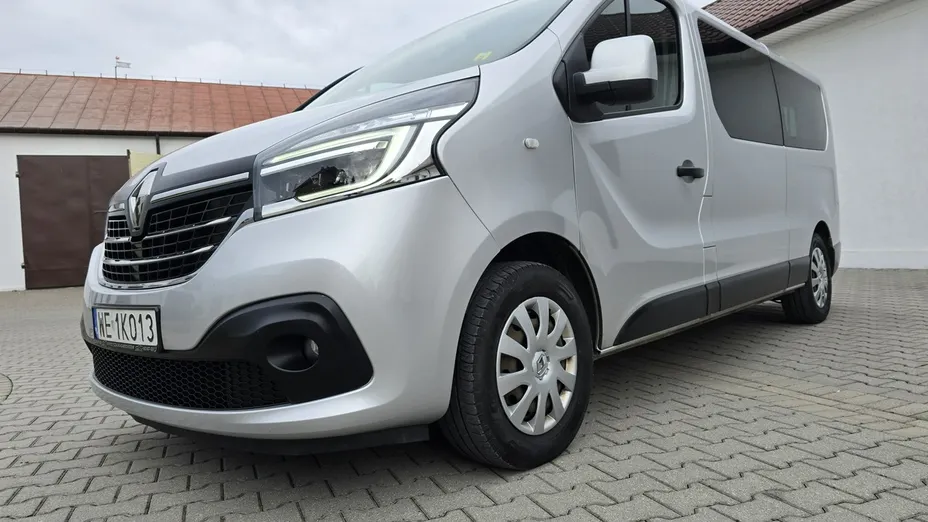 RENAULT Trafic -