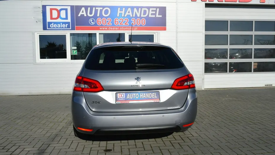 PEUGEOT 308 -