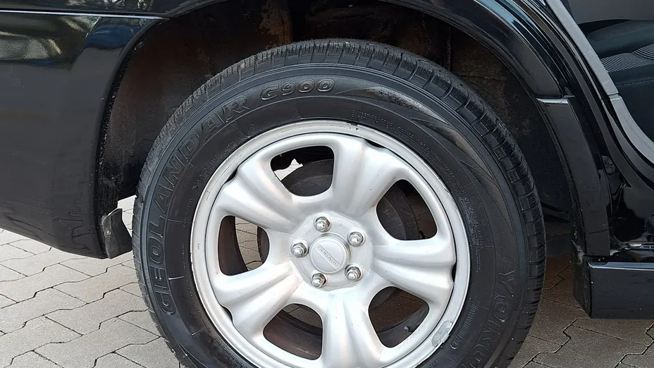SUBARU Forester -