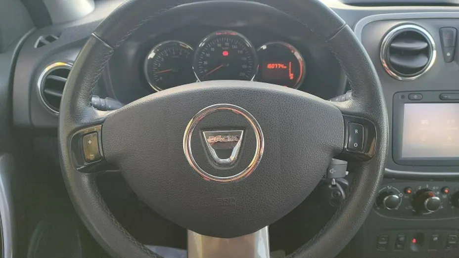 DACIA Sandero -