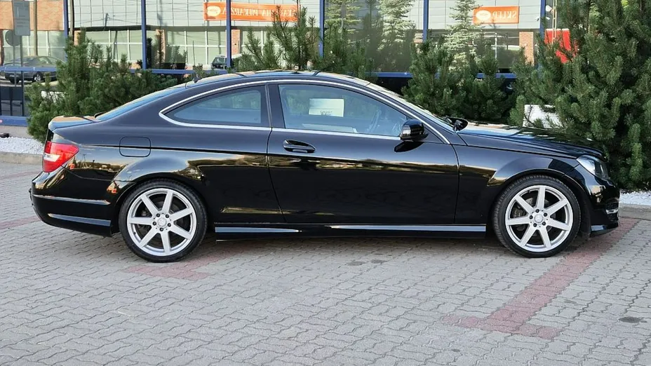 MERCEDES-BENZ C Klasa -
