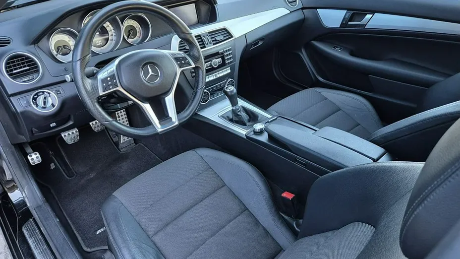 MERCEDES-BENZ C Klasa -
