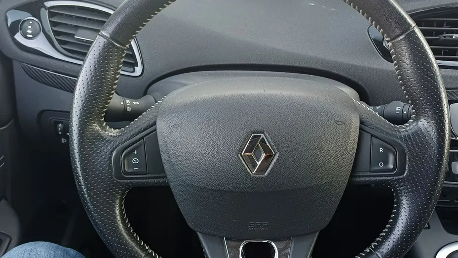 RENAULT Scenic -