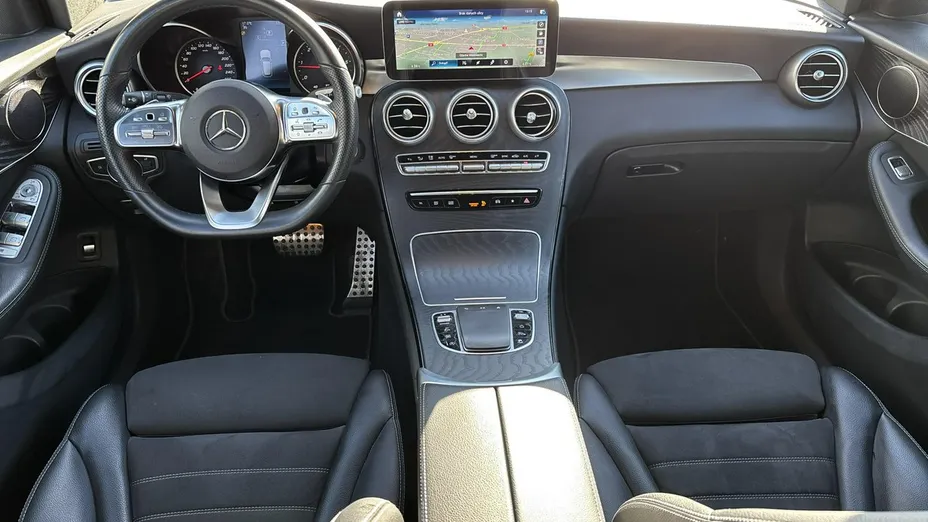 MERCEDES-BENZ GLC -