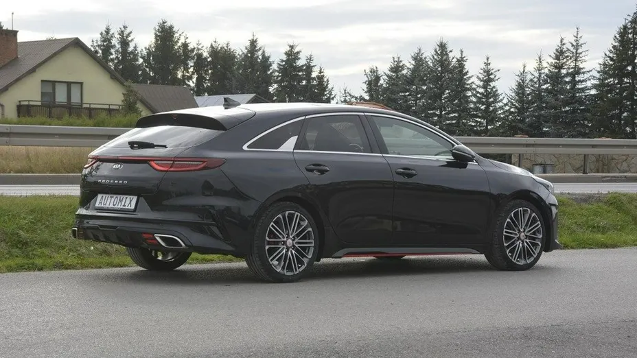 KIA ProCeed -