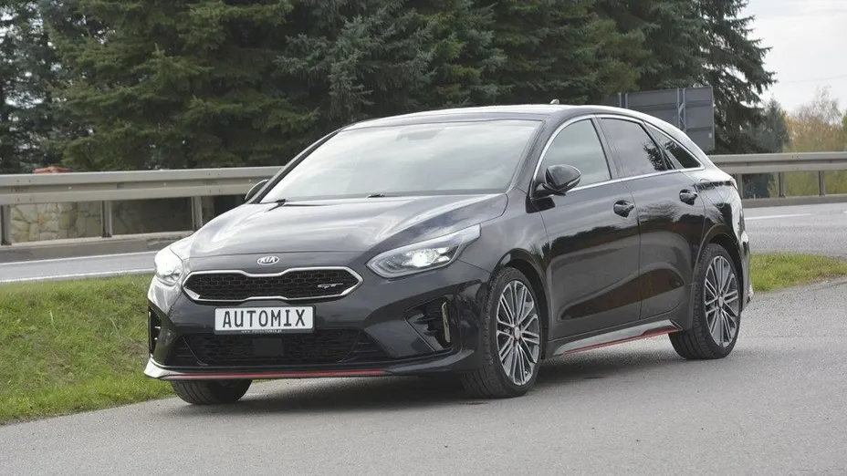 KIA ProCeed -