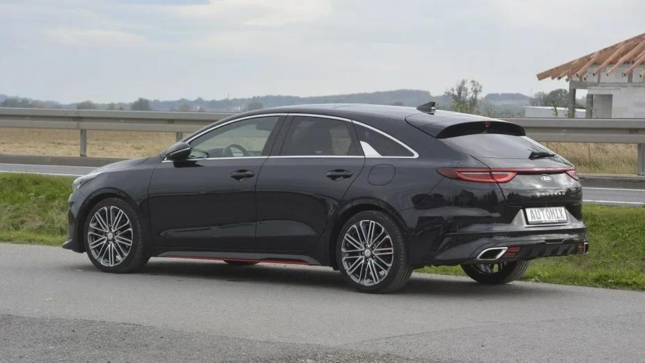 KIA ProCeed -