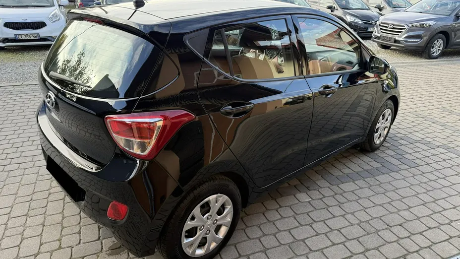 HYUNDAI i10 -