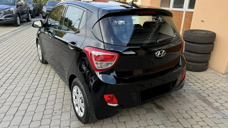HYUNDAI i10 -