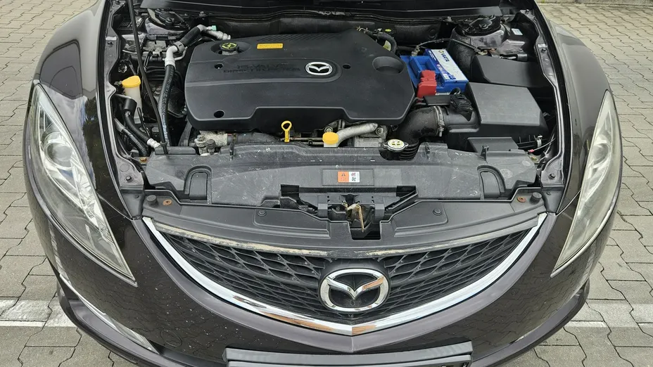 MAZDA 6 -
