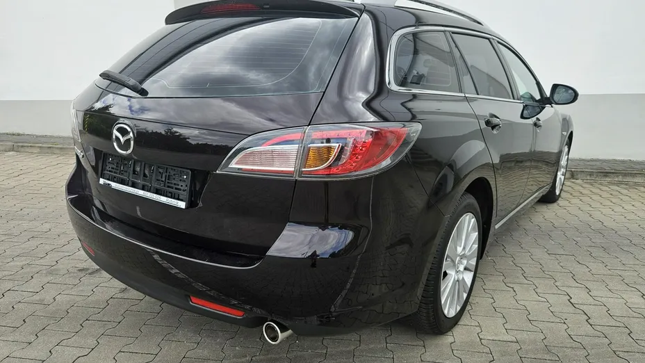 MAZDA 6 -