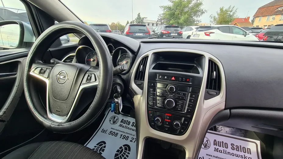 OPEL Astra -
