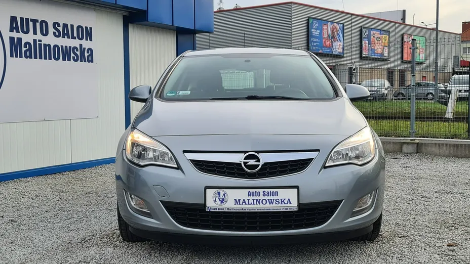 OPEL Astra -