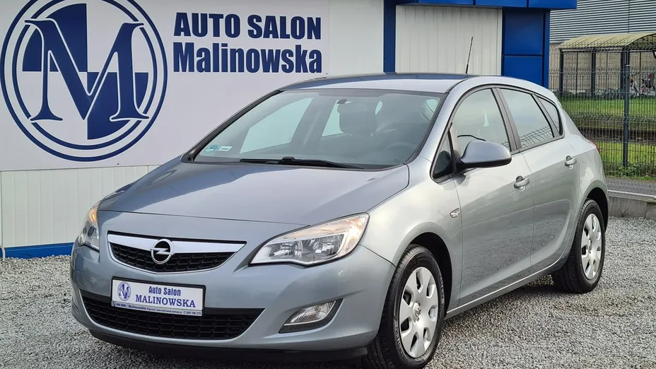 OPEL Astra -