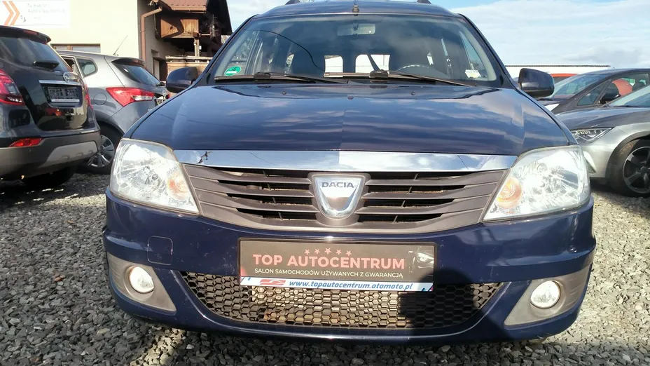DACIA Logan -