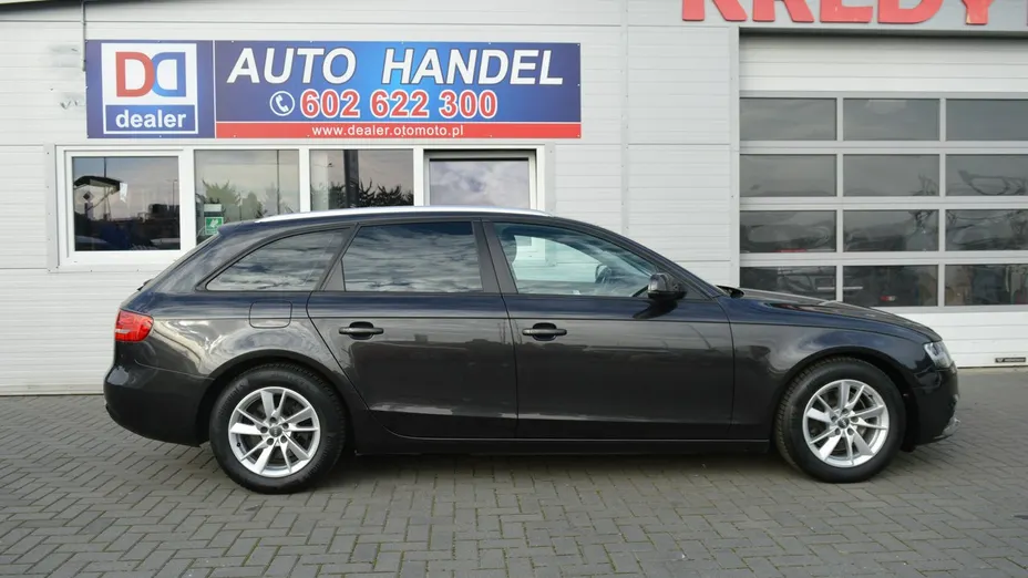 AUDI A4 -