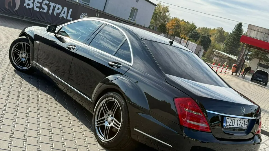 MERCEDES-BENZ S Klasa -