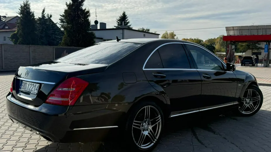 MERCEDES-BENZ S Klasa -