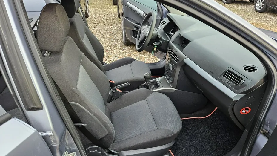 OPEL Astra -