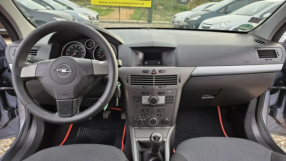 OPEL Astra -