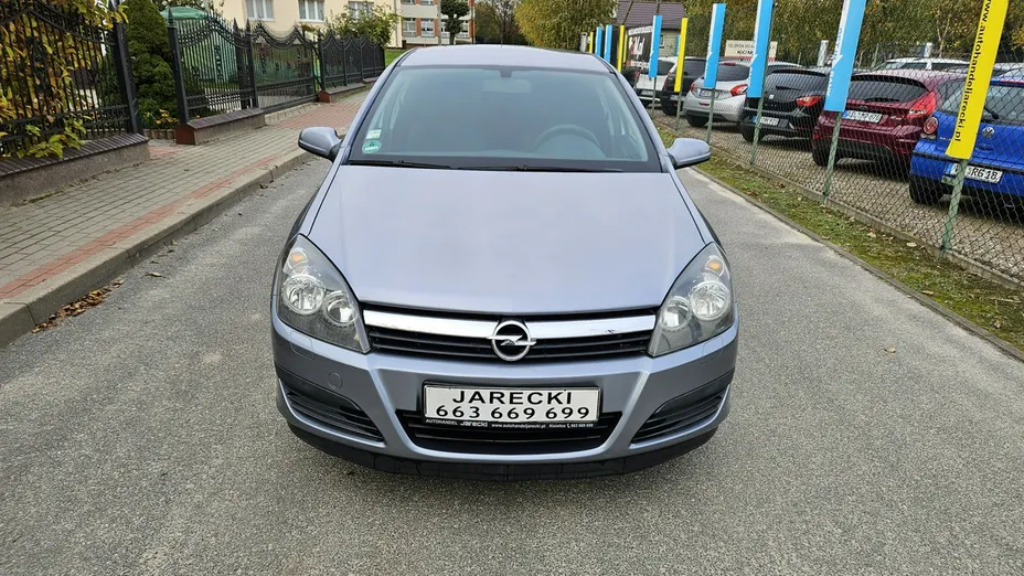 OPEL Astra -