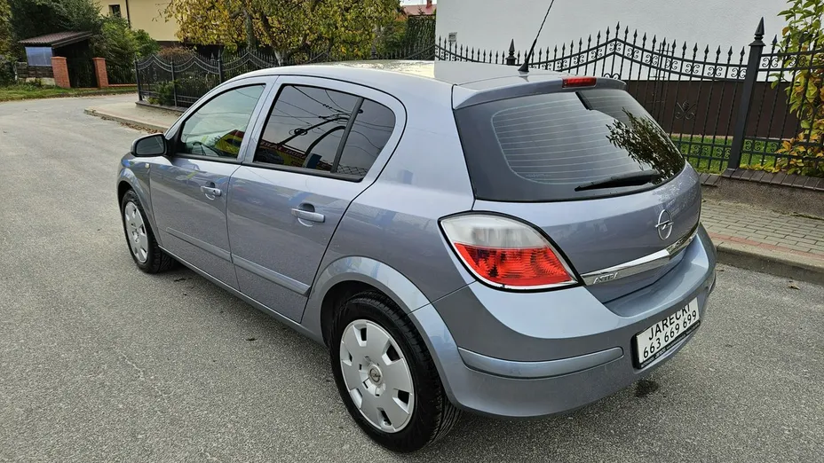 OPEL Astra -