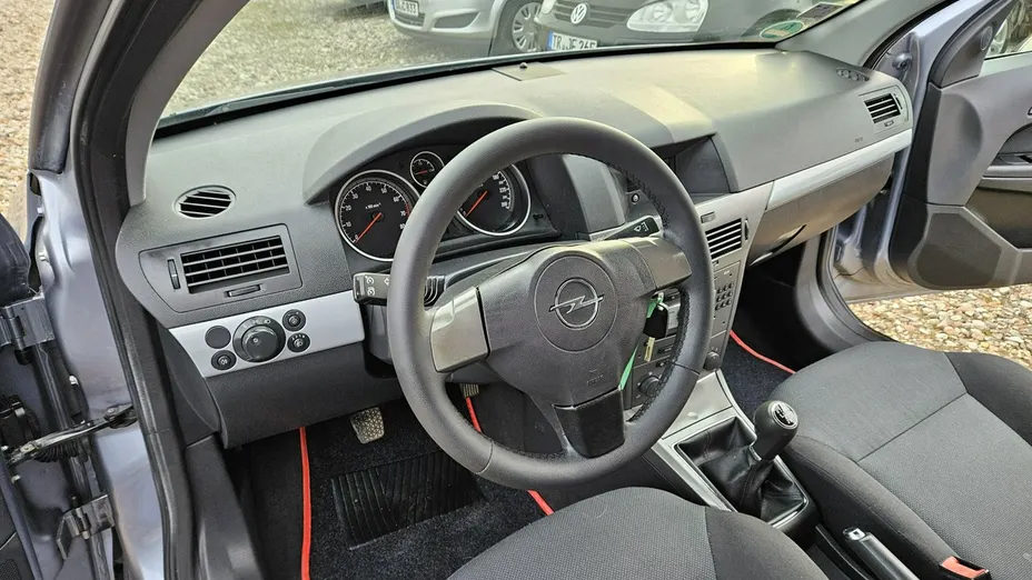 OPEL Astra -