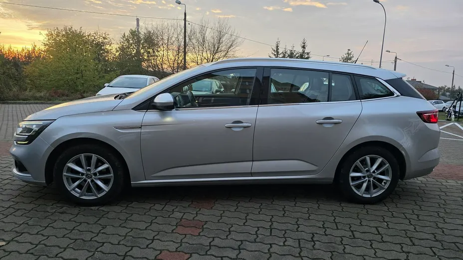 RENAULT Megane -