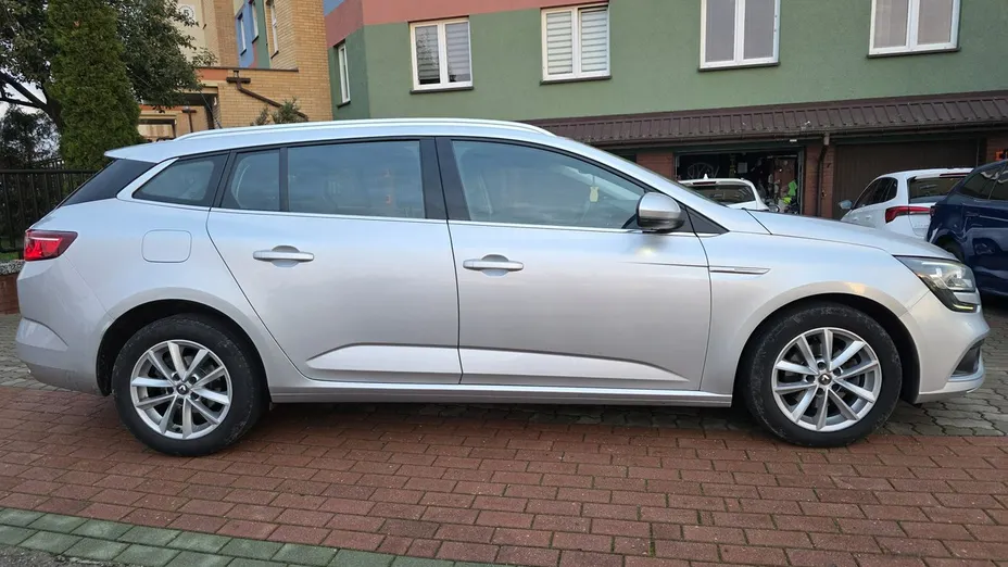 RENAULT Megane -