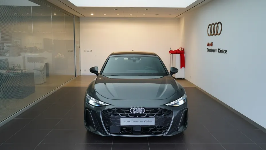 AUDI A6 -