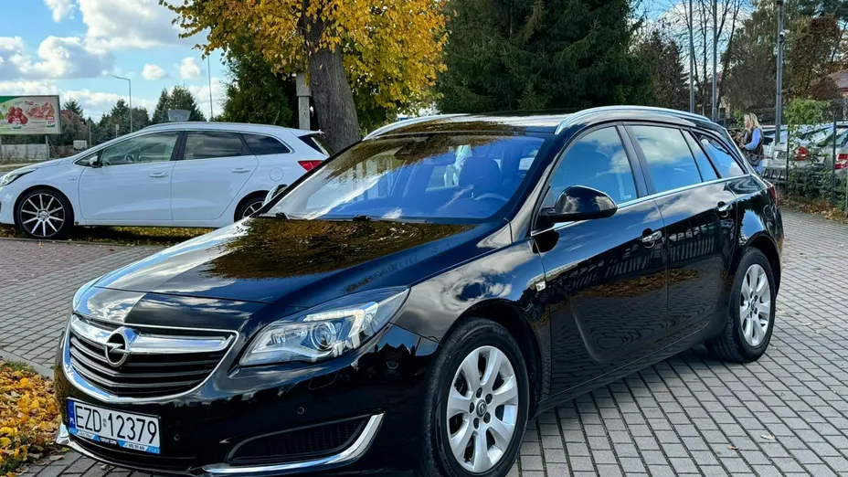 OPEL Insignia -