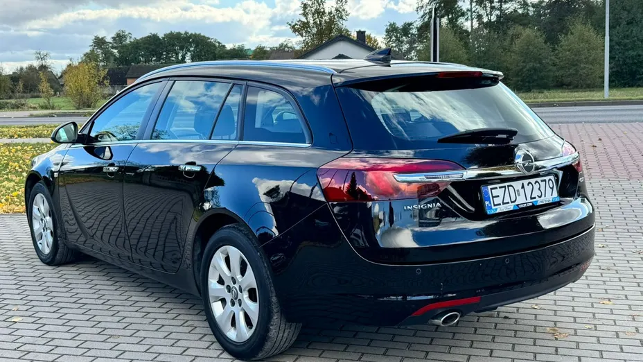 OPEL Insignia -