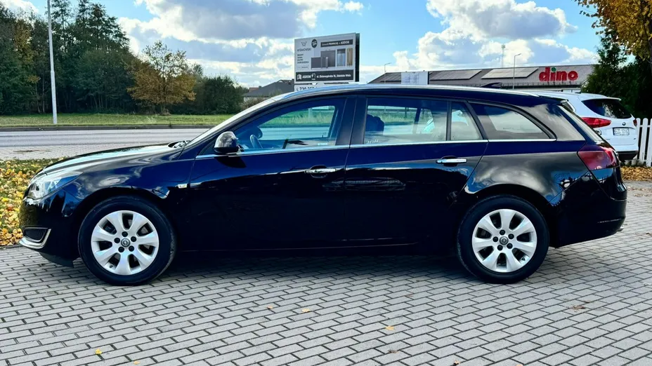 OPEL Insignia -